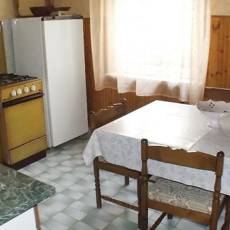 Four Bedroom Holiday In * Balatonfenyves